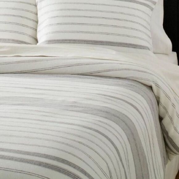 Hearth &Hand F/Q size Striped Gray and White Bed Comforter Only